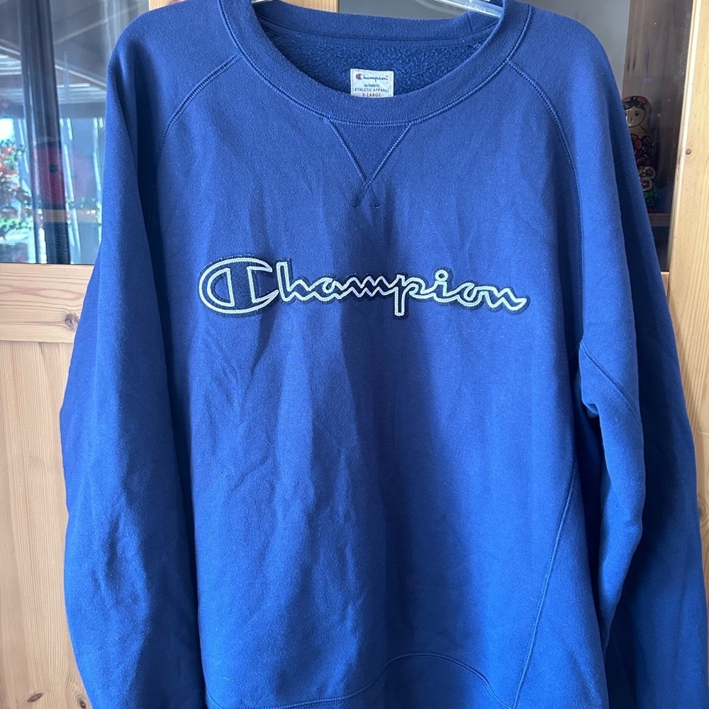 Champion Men’s Blue XL Sweatshirt